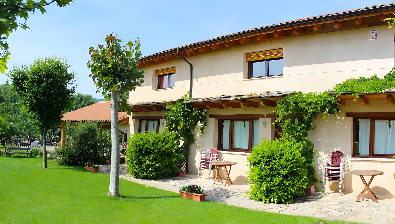 Casa Rural 'Villabamba 4' mit Bergblick, Gemeinschaftsterrasse und Wlan in Valdeavellano de Tera, Soria Provinz