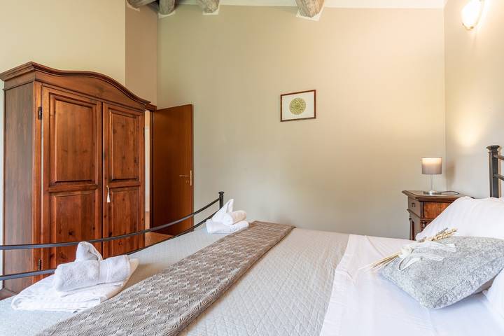 Appartamento intero, Appartamento 'La Loggia' con vista sulle montagne, piscina in comune e Wi-Fi in Chianciano Terme, Siena e dintorni