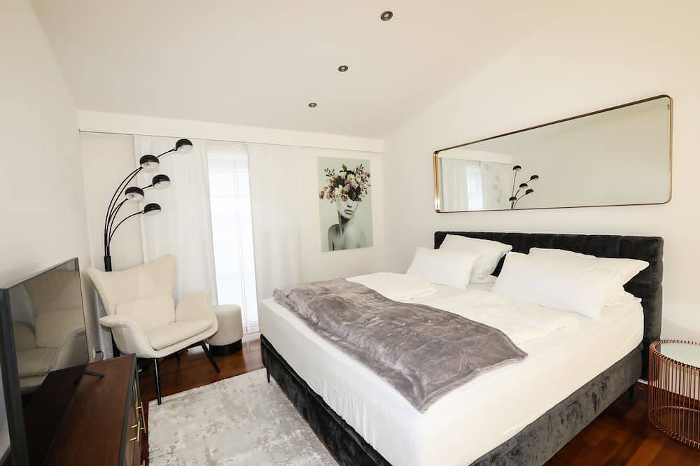 Ganze Wohnung, ~ Regensburg grandioses Apartment an der Donau~ in Sinzing, Ostbayern
