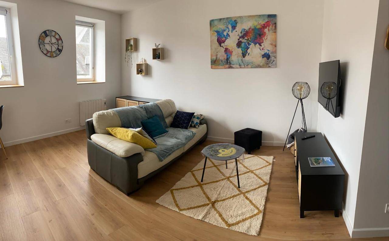 Appartement entier, Two-Bedroom Apartment in Pontorson, Région d'Avranches