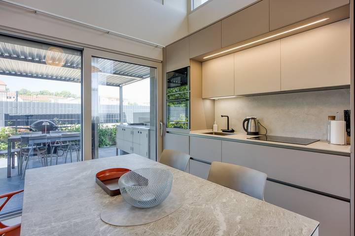 Ferienhaus für 6 Personen, mit Balkon/Terrasse und Garten sowie Pool in Funtana - 4