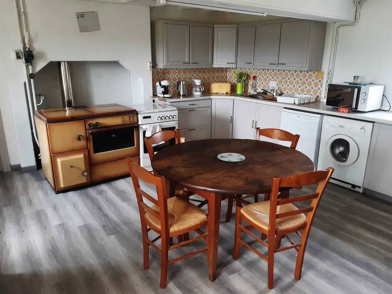 Maison conviviale près de Charron avec jardin, 100 m² in Région d'Aubussargues