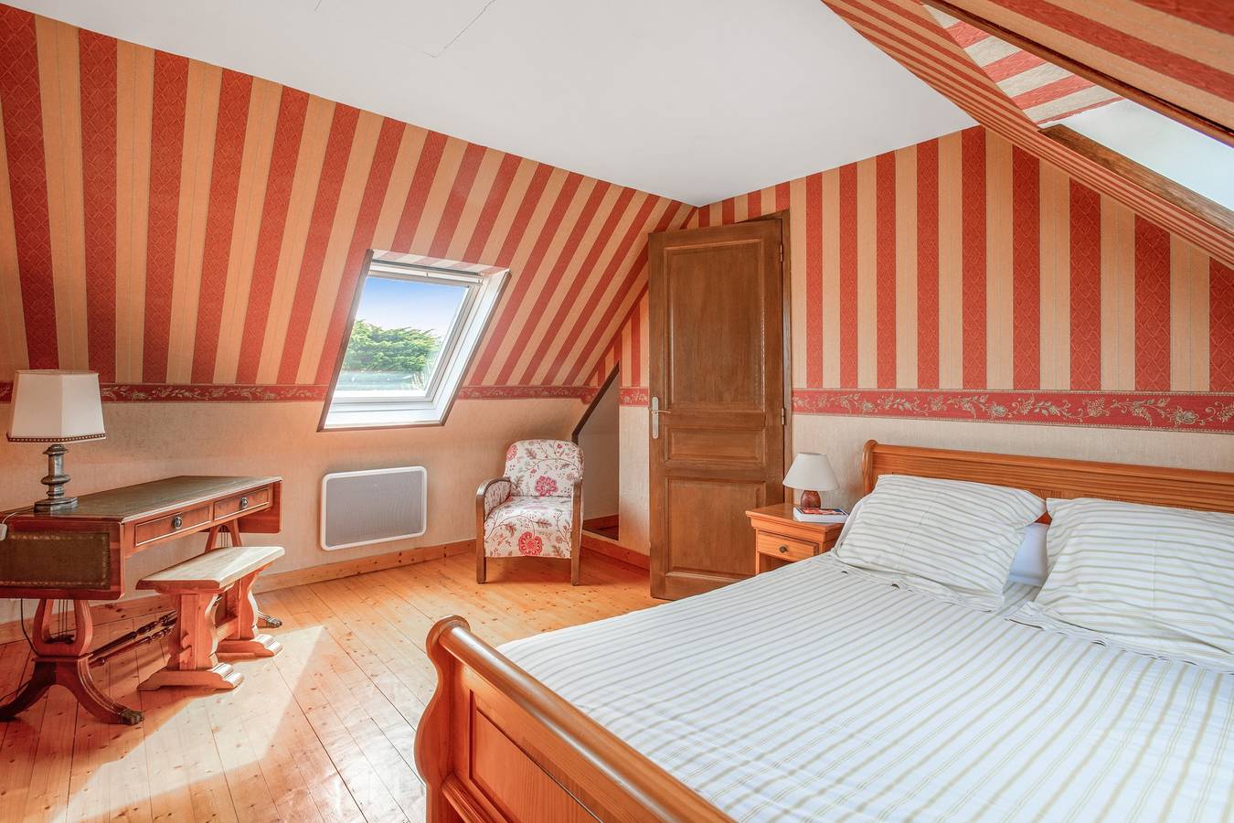 Maison de charme à Bangor avec grand jardin clos in Bangor, Côte des Mégalithes