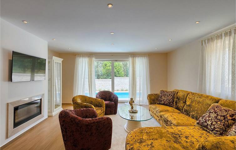 Spacieux appartement de deux chambres avec piscine près de la Pizzeria Capri in Tar (Croatia), Tar-Vabriga