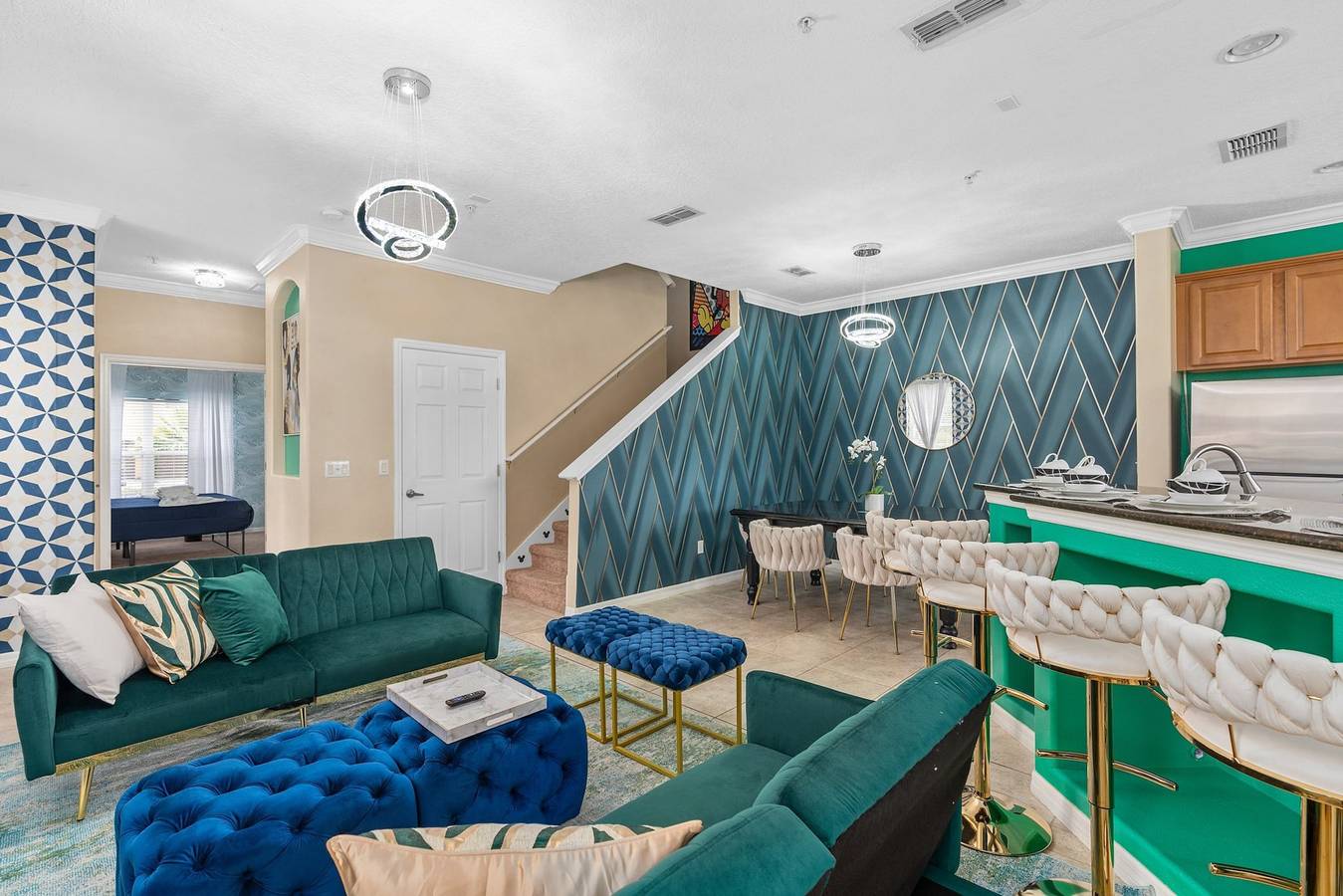 Super Fly- Movie loft w Recliners   Near Disney  in Reunion Resort, Osceola County