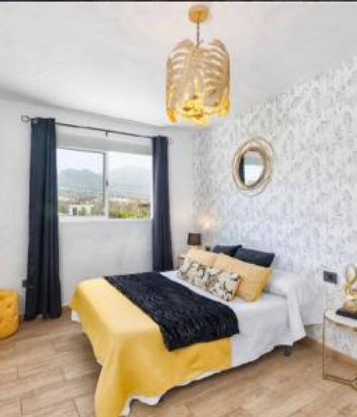 Apartamento para 2 personas, con vistas y jardín en El Paso