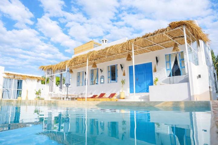 Villa pour 7 personnes, avec jardin ainsi que piscine et vue