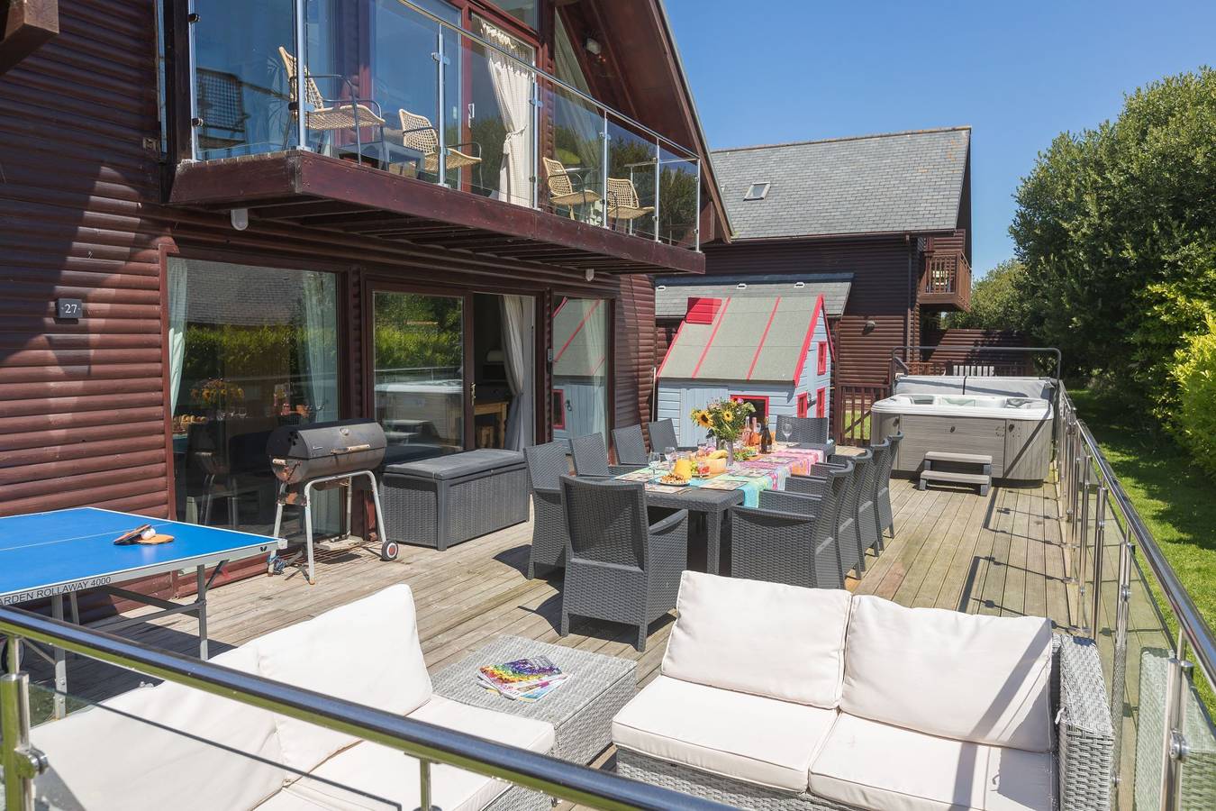 Entire holiday apartment, Lodge 27, Retallack Resort & Spa (Sleeps 10) in Cornwall