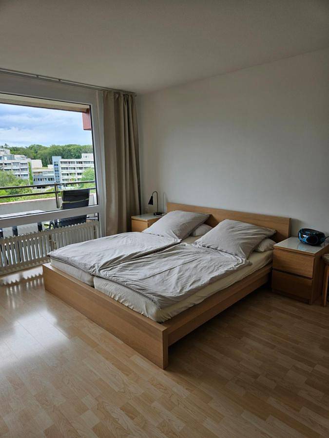 Ferienwohnung für 2 Personen, mit Balkon und Terrasse sowie Garten und Pool