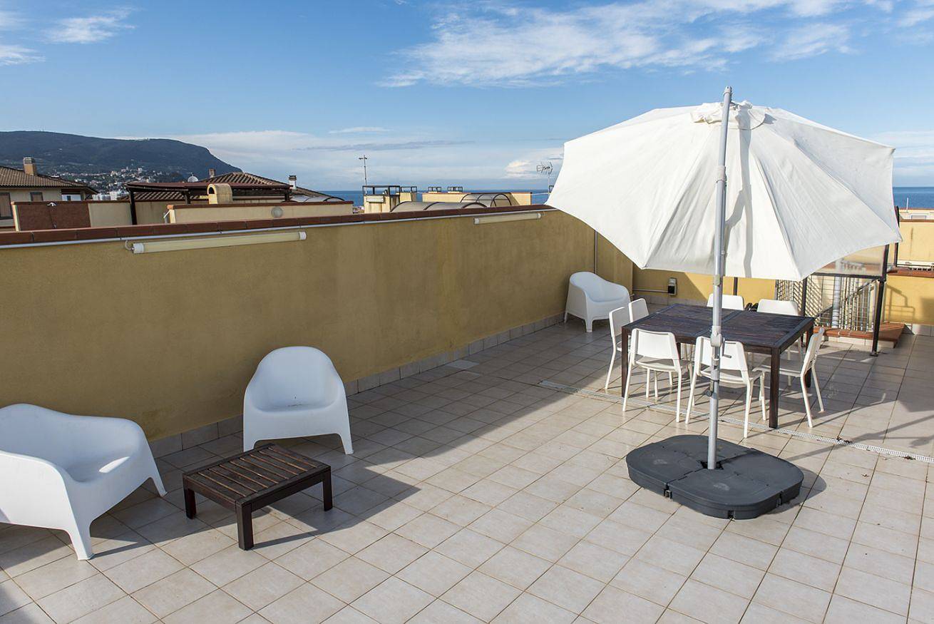 Apartamento entero, M285 - Marcelli, comfortable three-room apartment with terrace in Marcelli, Riviera del Conero