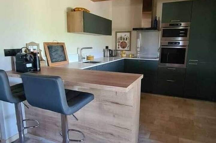 Gîte pour 28 personnes, avec piscine à La Bastide-des-Jourdans - 2