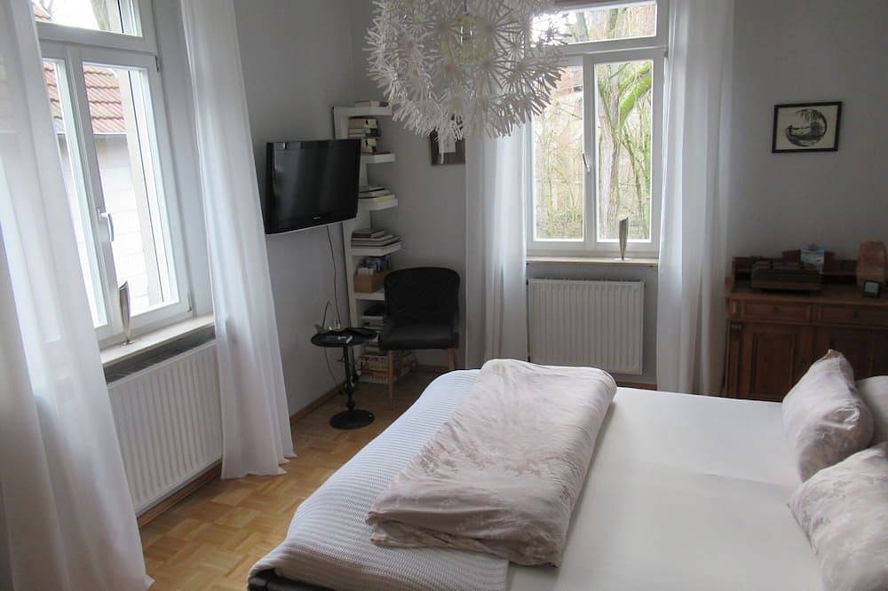 Ganze Wohnung, Zentrumsnahe 2 Zimmer Ferienwohnung in Coburg, Oberes Maintal - Coburger Land