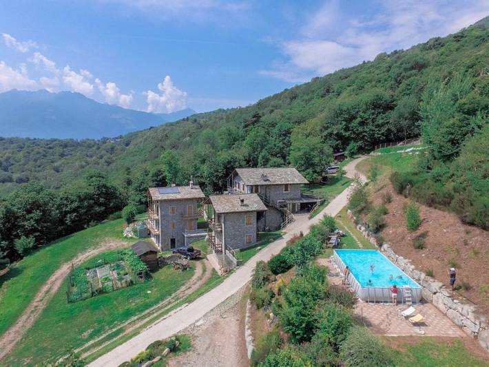 Maison d’hôte pour 3 personnes, avec Balcon ainsi que Jardin et Piscine
