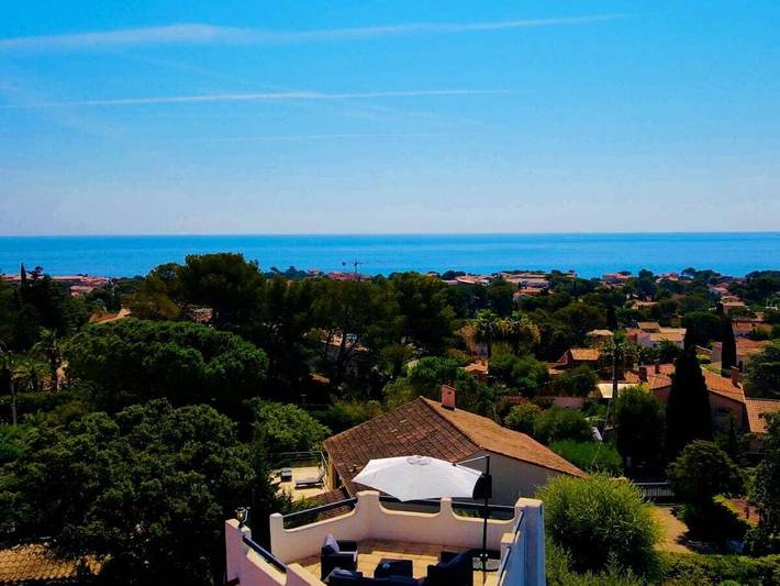 Villa pour 6 personnes, avec piscine ainsi que terrasse et jardin dans Saint-Aygulf - 2