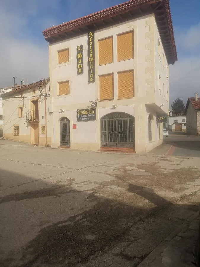 Appartement de vacances pour 7 personnes, avec vue sur le lac et balcon, animaux acceptés - 1