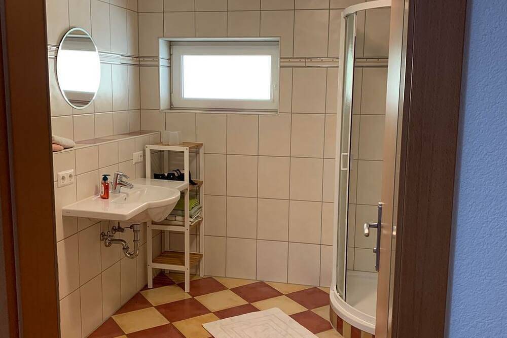Ferienhäuschen für 2-4  Personen - Landhaus Ebner in Millstatt, Bezirk Spittal an der Drau