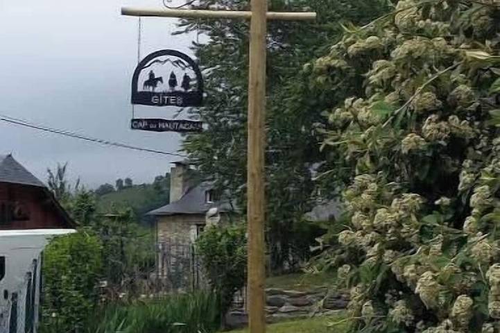 Gîte pour 10 personnes à Saint-Pastous