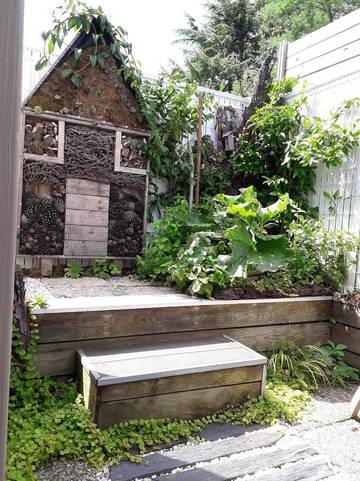 Gîte pour 9 personnes, avec terrasse à Nostang