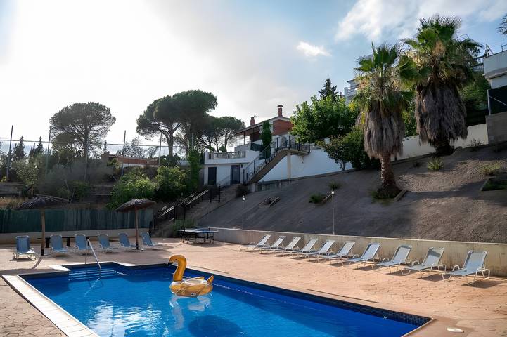 Casa Villa Pima, para 24 Personas en la Costa Brava in Aiguaviva Parc, Vidreras