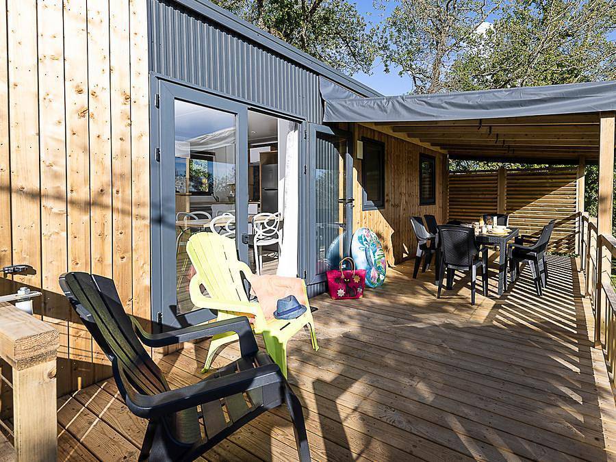Camping Sites et Paysages - Les Hirondelles  - Mobilheim 8 personen - Premium Lacave - (3 Schlafräume) - Tv - Klimaanlage - Lv - 2 Bäder in Loupiac (Lot), Quercy
