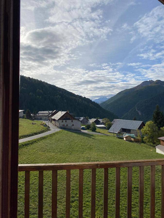 Appartement de vacances pour 12 personnes, avec Balcon et Jacuzzi ainsi que Terrasse et Jardin