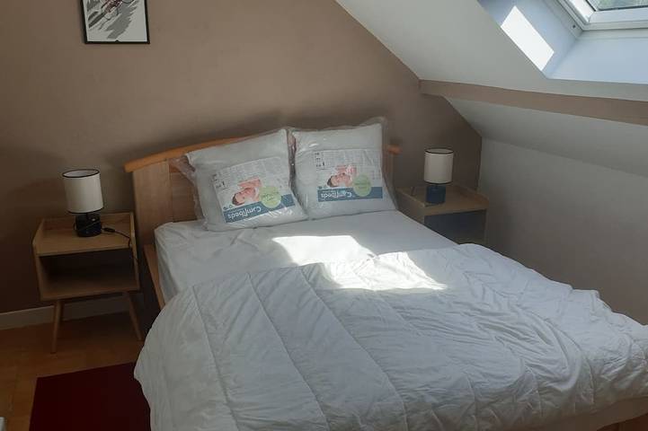 Entire apartment, Large independent apartment (114m2) in detached house. in Saint-Jean-de-Maurienne, Saint-Jean-de-Maurienne region