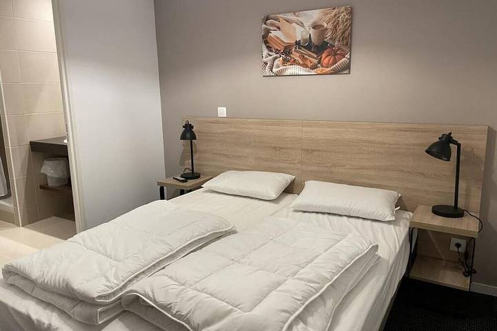Entire apartment, 150m from ski slopes, 1st floor, view ski slopes, swimming pool, balcony, tv, ski locker, 58m² in Gourette, Eaux-Bonnes