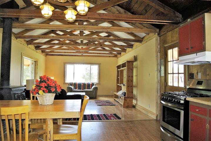 Lake house for 2 people, with terrace in Wyoming