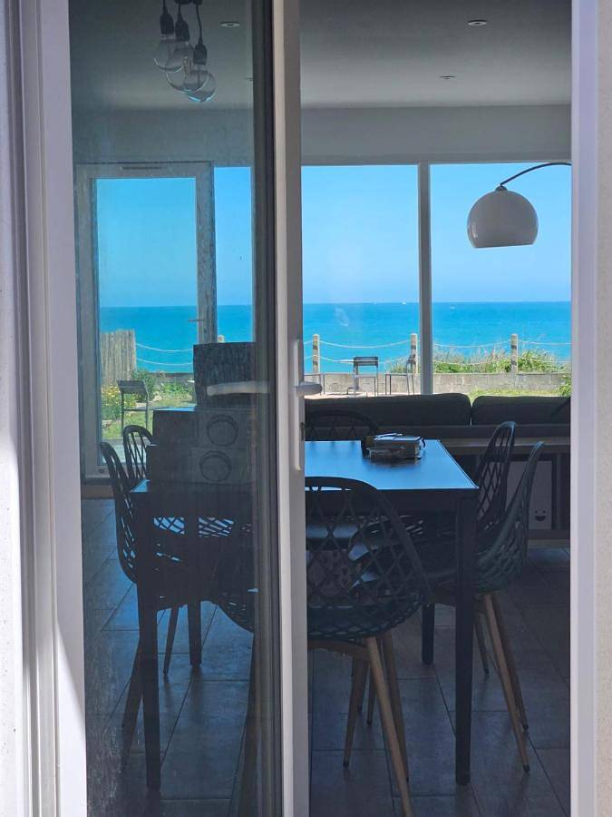 Location de vacances pour 4 personnes, avec vue et jardin à Luc-sur-Mer - 3