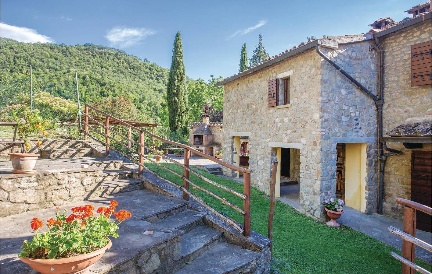 140m² Apartment am Pool mit WiFi & Parkplatz in Arezzo Provinz