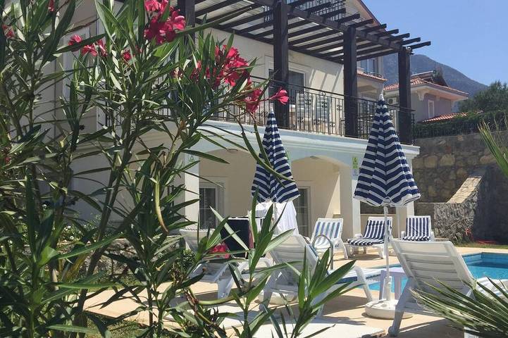 Holiday rental for 8 people, with balcony and garden in Fethiye