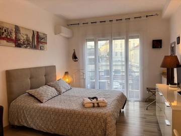 Gîte pour 2 personnes, avec vue et balcon dans Office de Tourisme de Cannes