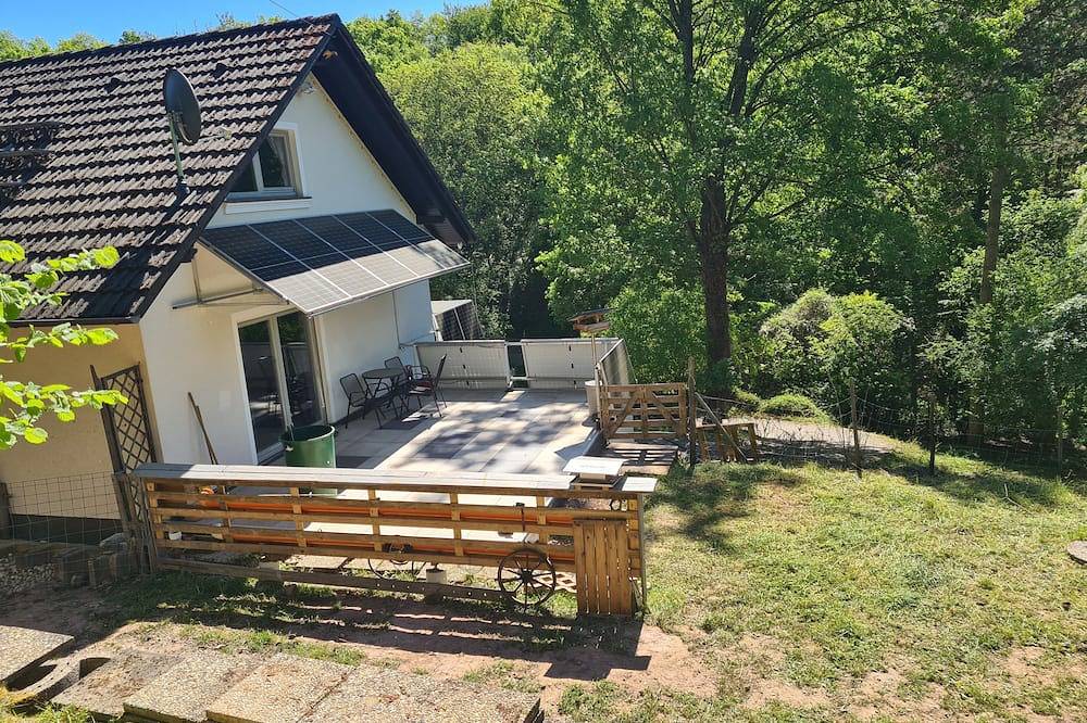 Lüssishausen: Ruhe auf >140 m² Wohnfläche + 2000 m² Grundstück + Dsl! in Feilbingert, Pfälzer Bergland