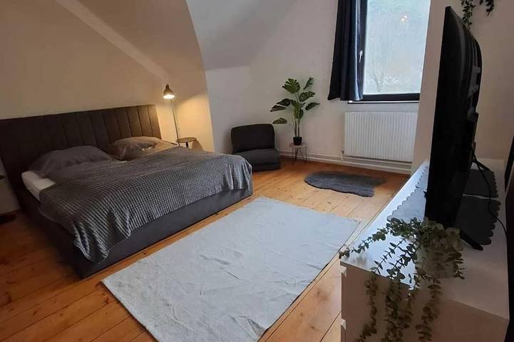 Ganze Wohnung, Familien Apartment | Self Check-In, in der Nähe von Skigebieten in Ternitz, Wiener Alpen in Niederösterreich