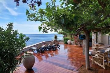 Location de vacances pour 4 personnes, avec jardin et terrasse à San-Martino-di-Lota