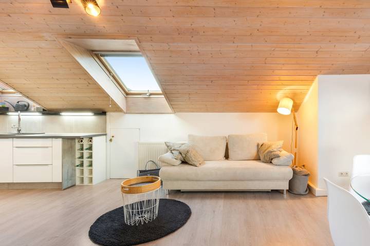 Ganze Wohnung, Ruhiges Apartment mit Balkon und Naturgarten, ideal für Familien - Daniel's Fewo in Gruibingen, Albsteig Etappe 7