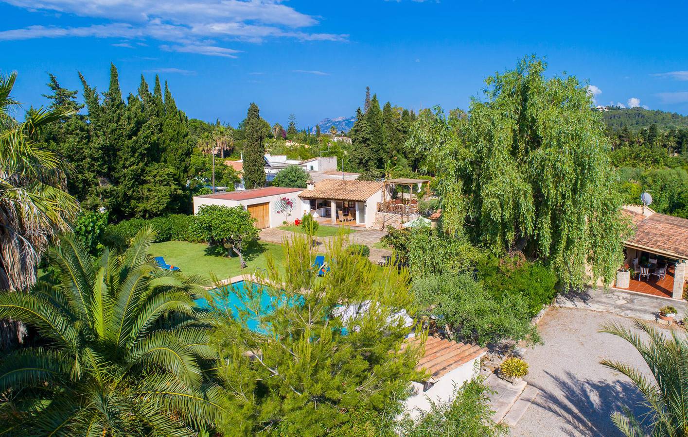 Ruhiger Rückzugsort auf der Terrasse mit Pool, Grill und WiFi in Pollença, Mallorca Norden