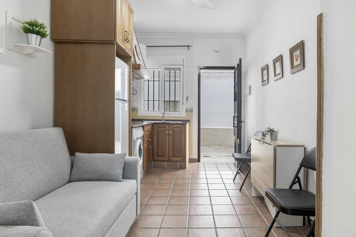 Apartamento entero, Apartamento 'Casa Beli' con Wi-Fi in Conil de la Frontera, Costa de la Luz