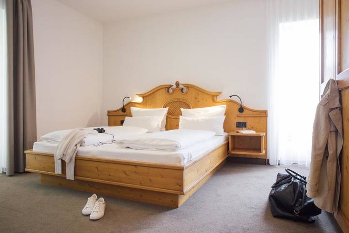 Hotel für 2 Personen, mit Garten und Seeblick sowie Ausblick und Sauna in Reschen - 4