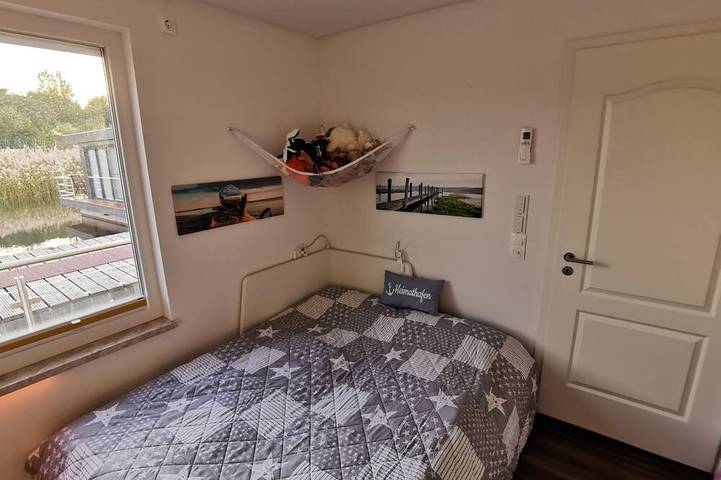 Ferienhaus für 6 Personen, mit Garten und Whirlpool sowie Sauna in Bitterfeld-Wolfen - 2