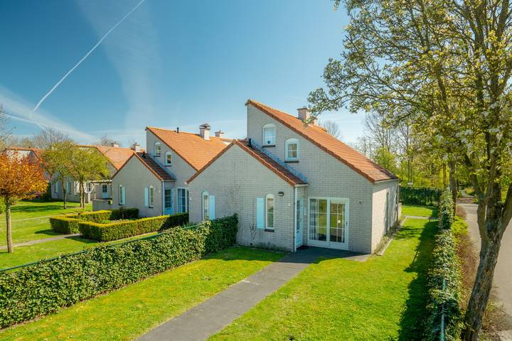 Ferienhaus für 6 Personen, mit Balkon/Terrasse und Terrasse sowie Sauna