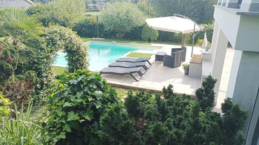 Ferienwohnung für 4 Personen, mit Garten und Pool
