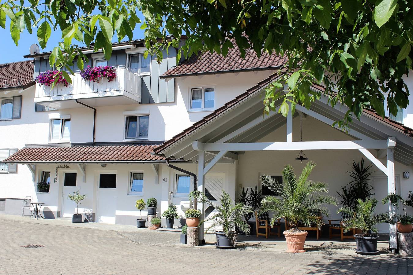 Ganze Ferienwohnung, Obsthof und Ferienhof Hund - Ferienwohnung 3, 64qm, 2 Schlafzimmer, max. 4 Personen in Wasserburg (Bodensee), Bayerisch Schwaben