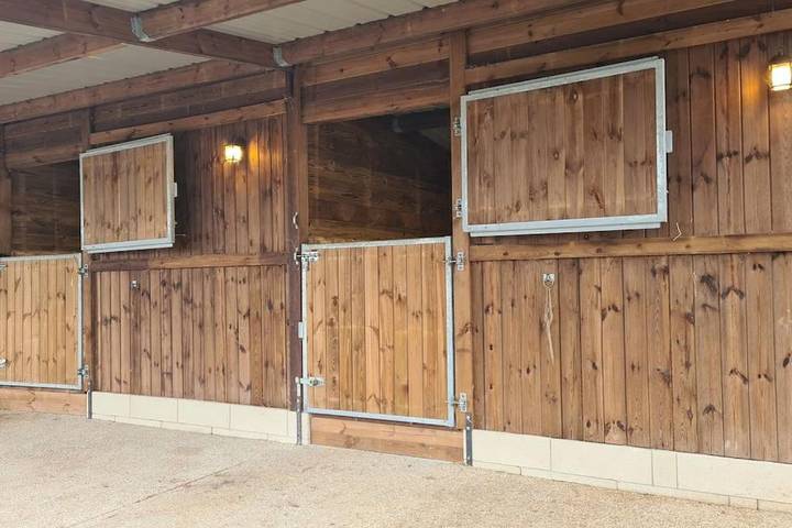 Location de vacances pour 6 personnes, avec jardin et piscine, adapté aux familles à Graye-sur-Mer - 3