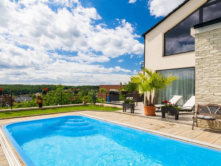 Apartamento de vacaciones para 4 personas, con vistas además de balcón y jardín - 1