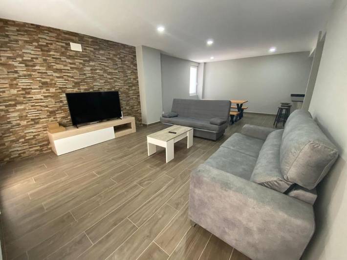 Gîte pour 5 personnes, avec balcon dans Hecho - 3