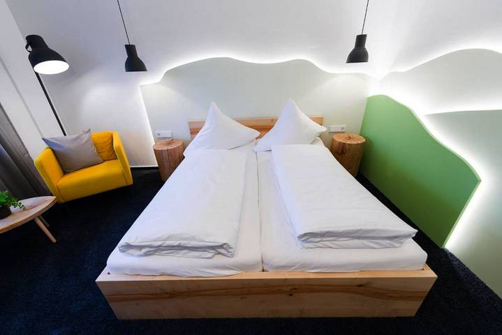 Hôtel pour 6 personnes, avec terrasse, animaux acceptés à Hünfeld - 2