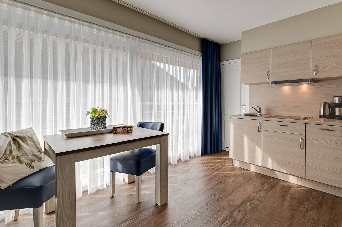 Studio entier, Holiday Suites De Haan — Studio | 2 personnes in Le Coq, Côte belge