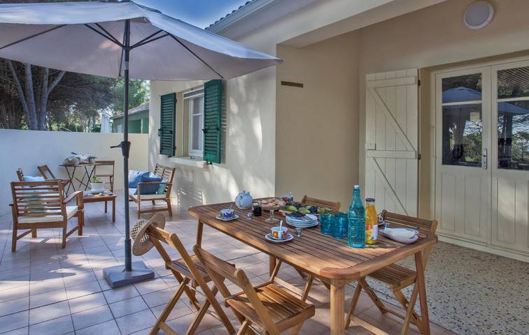 Gîte pour 4 personnes, avec Terrasse ainsi que Jardin et Vue à Sorbo-Ocagnano - 2
