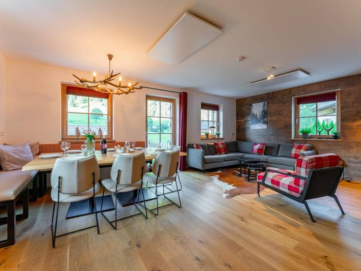 Chalet mit Sauna & 4 Terrassen, nahe dem Skilift in Rottenmanner und Wölzer Tauern, Irdning-Donnersbachtal